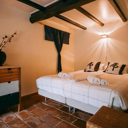 Quinta Japonesa Bed & Breakfast 4*