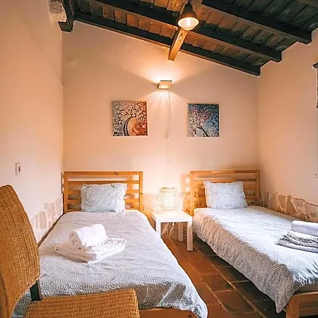 Quinta Japonesa Bed & Breakfast 4*